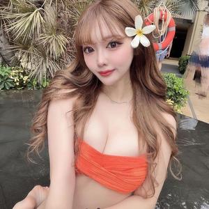 吉本 奈実さんの写真