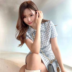 塩山 帆奈美さんの写真