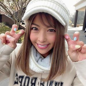 氏家 友里絵さんの写真