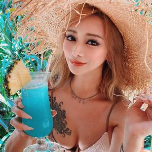 晴山 志保美さんの写真