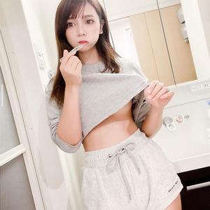 小塩 満里奈さんの写真