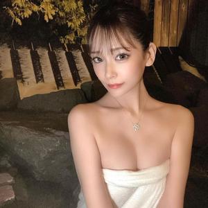 三本 愛佳さんの写真