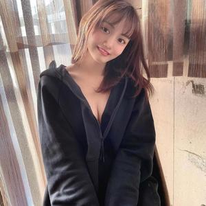 坪谷 知里子さんの写真