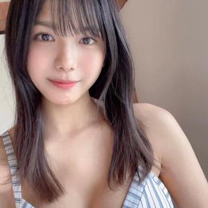 小中 由梨さんの写真