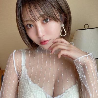 芝山 里緒菜さんの写真