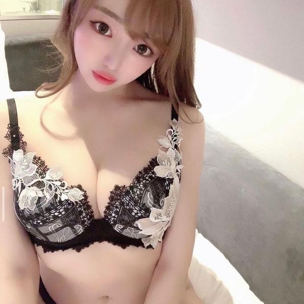 鷲津 英梨子さんの写真