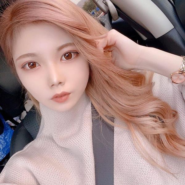 信田 奈央さんの写真