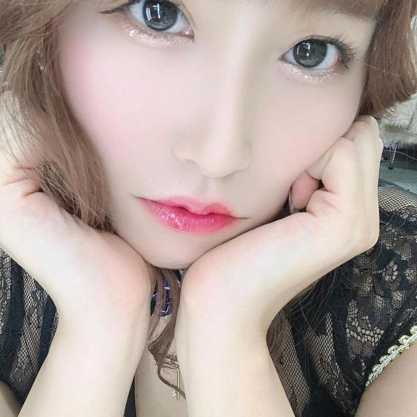 明田 英里菜さんの写真
