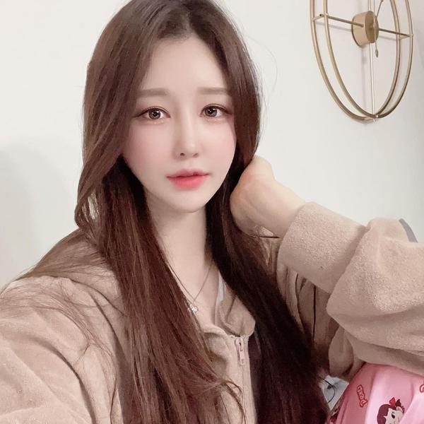 南方 茉莉奈さんの写真