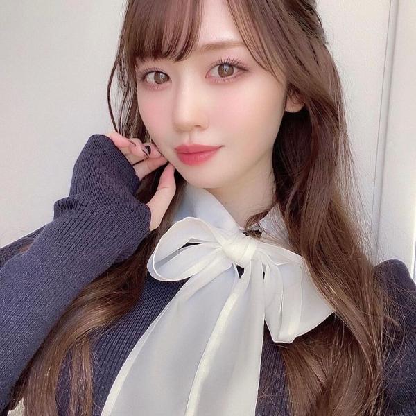新出 香里奈さんの写真