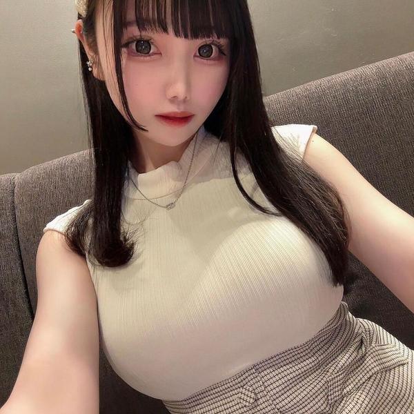 西内 枝梨花さんの写真
