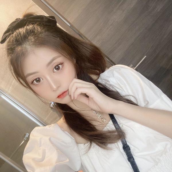 藤元 里佐さんの写真