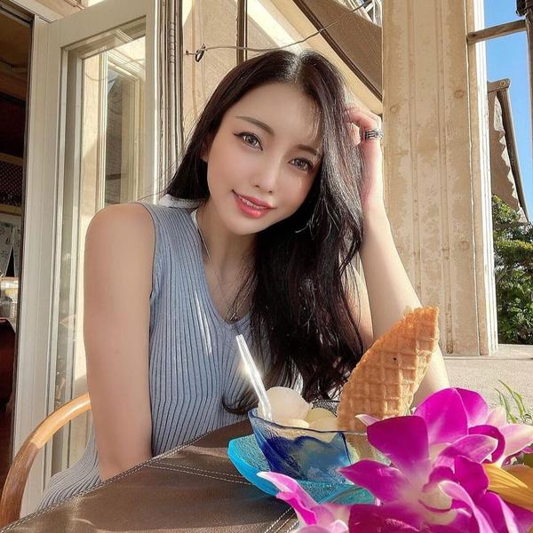 沢山 茉奈さんの写真