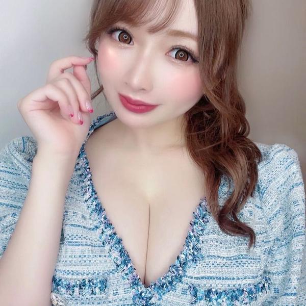 有坂 佳奈美さんの写真