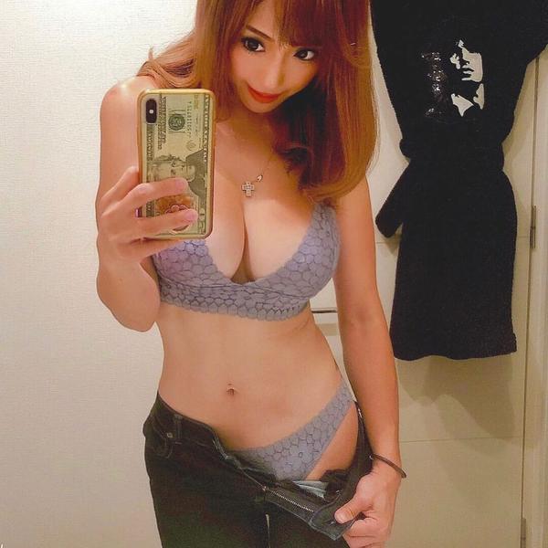 吉越 美保さんの写真