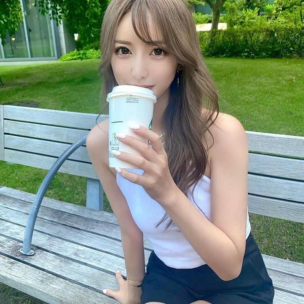 友永 茉子さんの写真