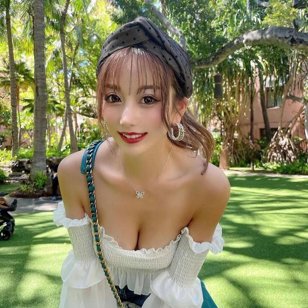 霜田 絵理奈さんの写真