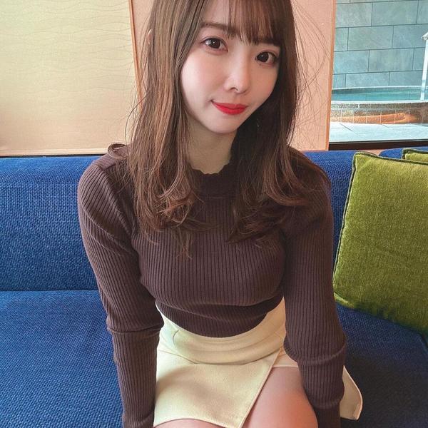 鮫島 彩奈さんの写真