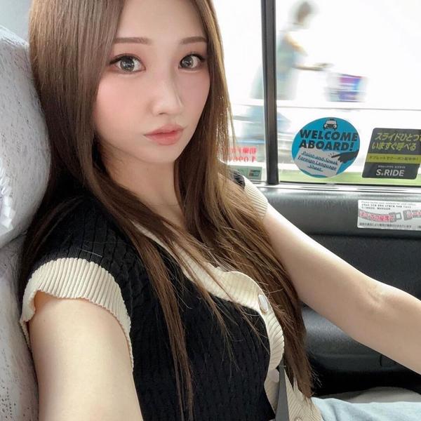 本名 明歩さんの写真