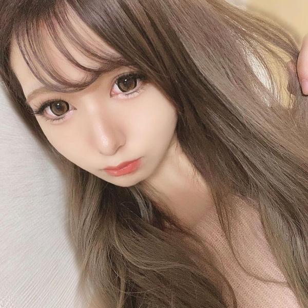 塩津 麻里奈さんの写真