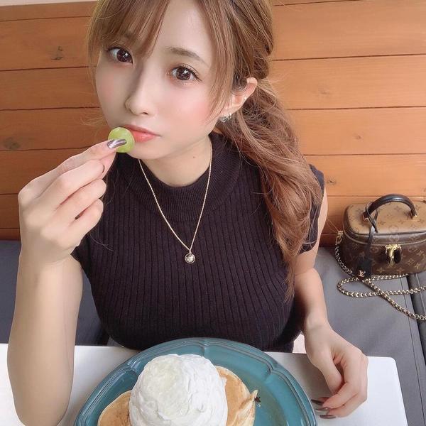 川路 世奈さんの写真