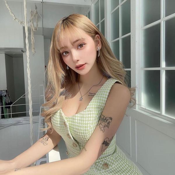 西上 佳菜美さんの写真