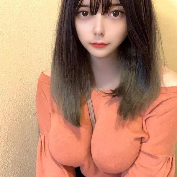 須崎 れいなさんの写真
