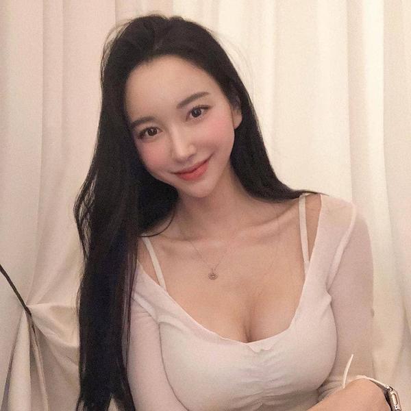 中倉 愛奈さんの写真