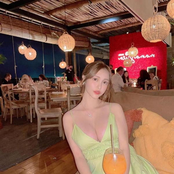 田中 茉奈美さんの写真