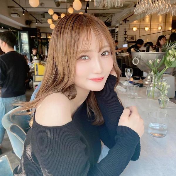 新海 奈々さんの写真
